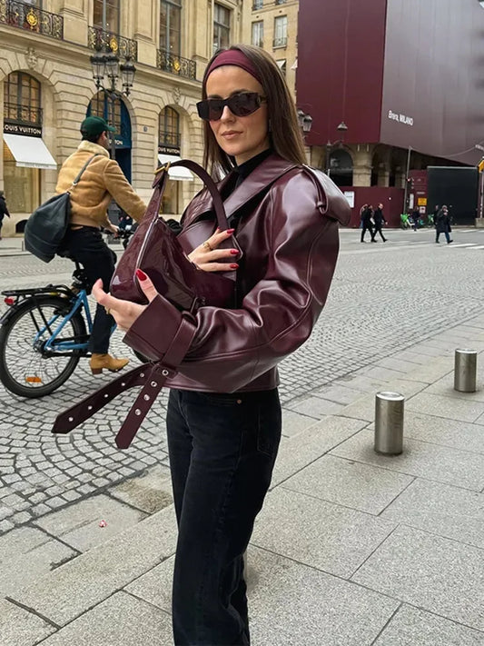 Veste Courte Structurée Design Épuré pour Femme