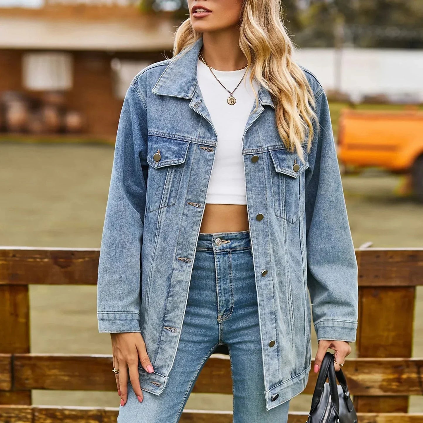 Veste en Denim Délavée Poches à Rabat pour Femme