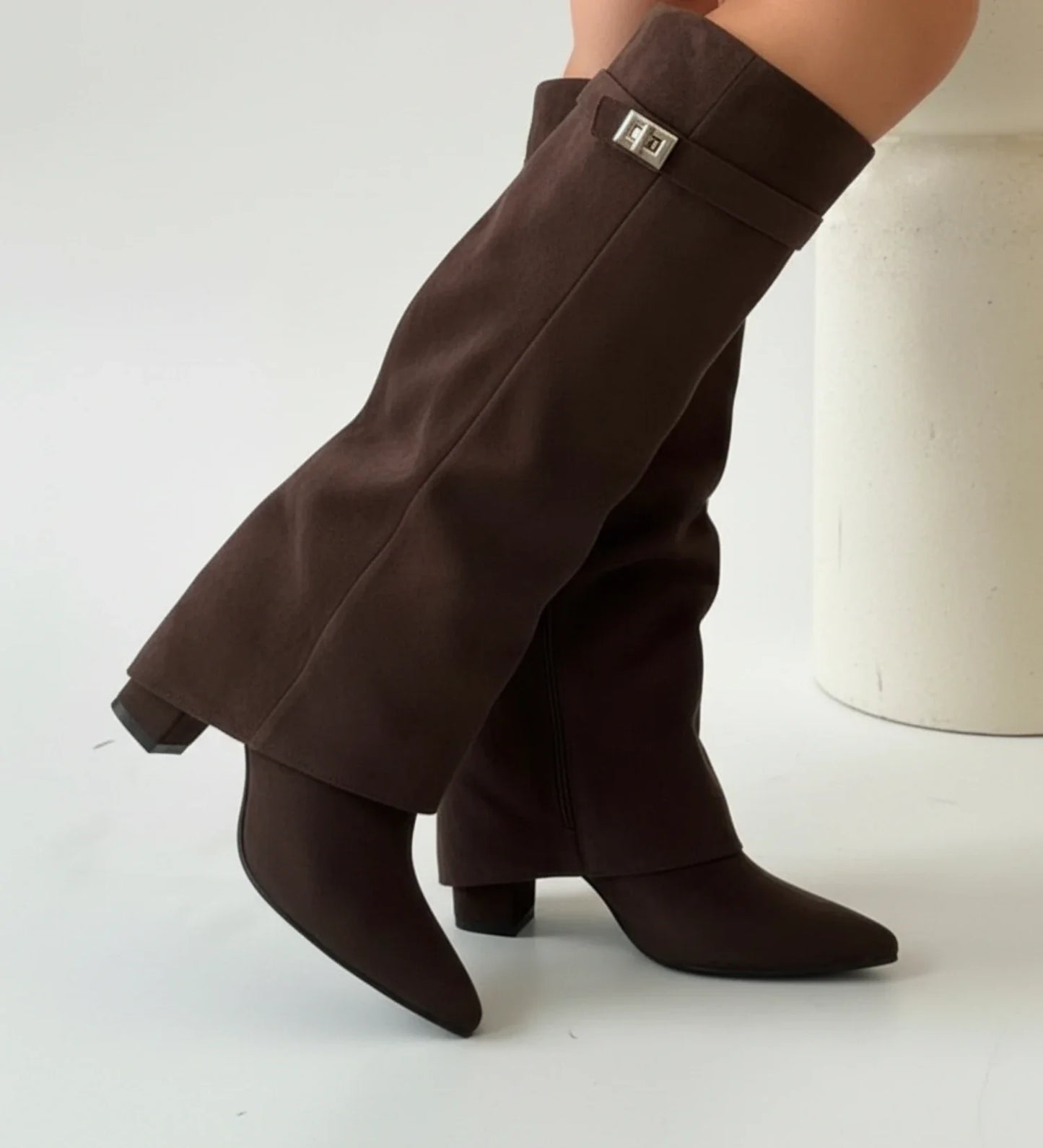Bottes Hautes Slouch Bout Pointu pour Femme